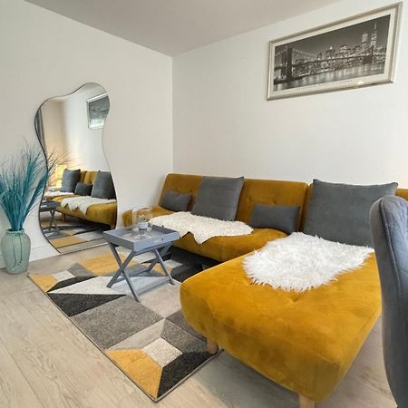 Cosy Modern Flat With Garden Apartment เบอร์มิงแฮม ภายนอก รูปภาพ
