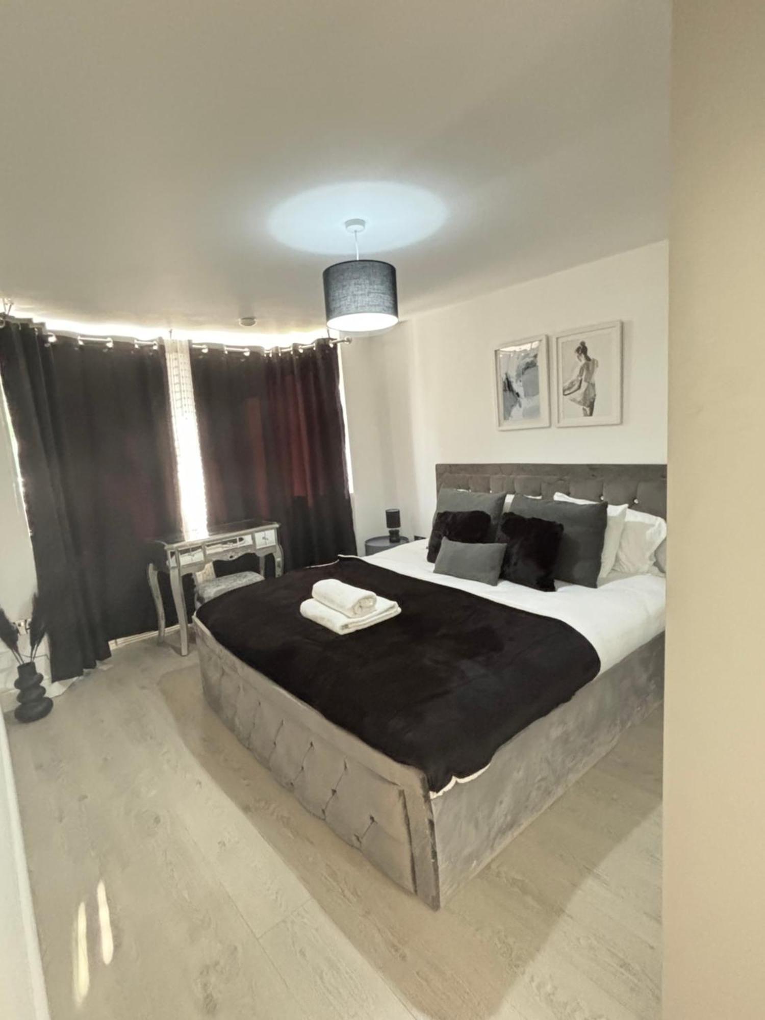 Cosy Modern Flat With Garden Apartment เบอร์มิงแฮม ภายนอก รูปภาพ